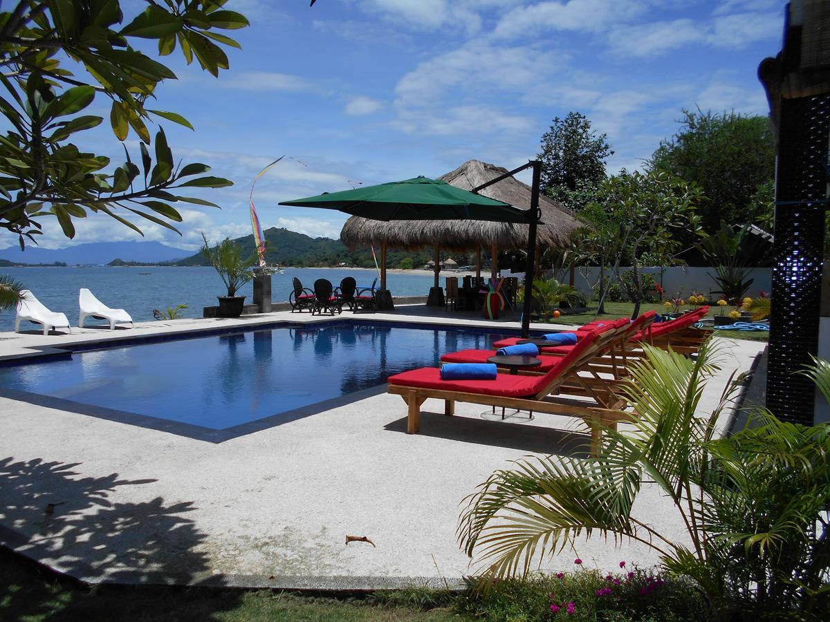 Silver Fern Beach Retreat Sekotong Bagian luar foto