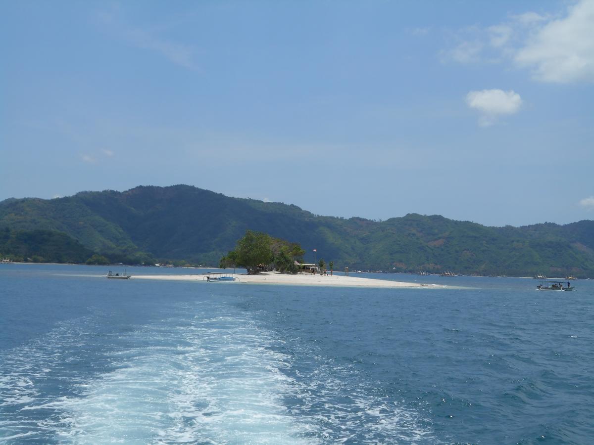 Silver Fern Beach Retreat Sekotong Bagian luar foto