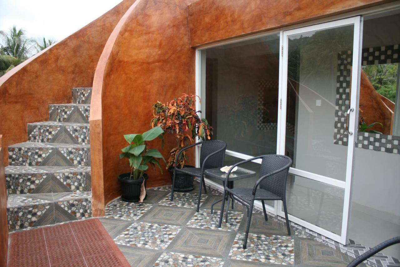 Silver Fern Beach Retreat Sekotong Bagian luar foto